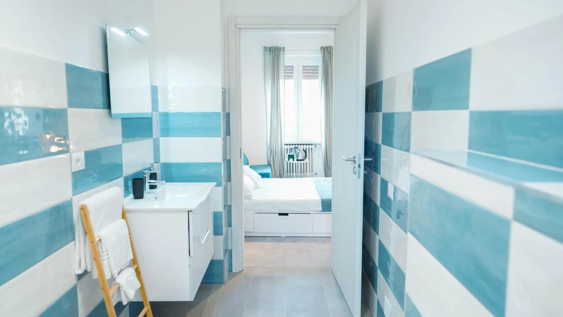Salotto Tiburtino Bed & Breakfast Rome