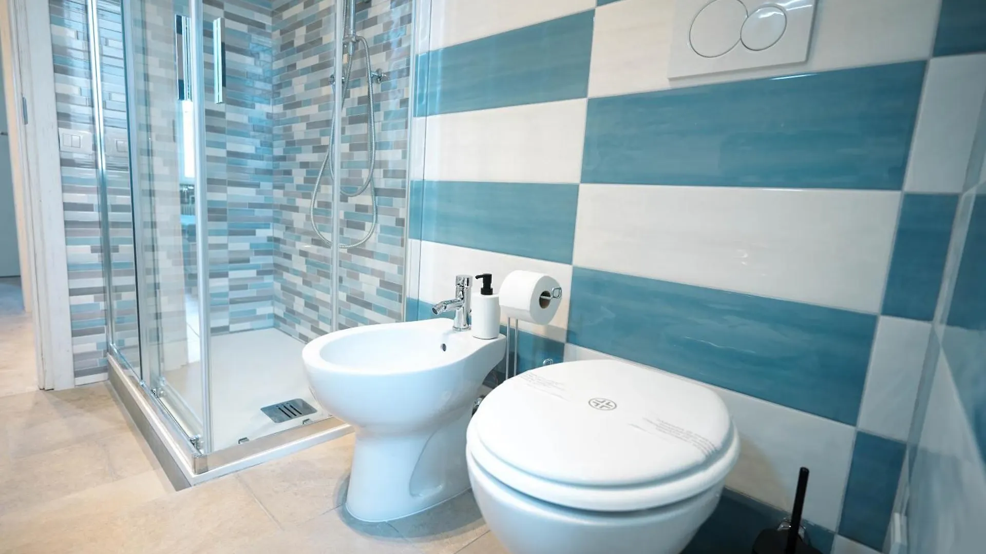 Salotto Tiburtino Bed & Breakfast Rome Italy